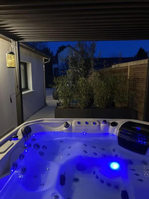 Spa & Serenite, Aux Portes De Disney Et De Paris Villiers-sur-Morin Bagian luar foto